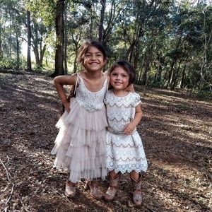 Meet your Posher, Isabella & Sophia